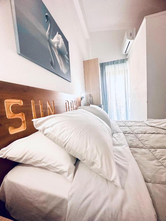 Sun Day Apartments Free Airport Shuttle أرتيميدا المظهر الخارجي الصورة
