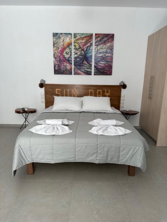 Sun Day Apartments Free Airport Shuttle أرتيميدا المظهر الخارجي الصورة