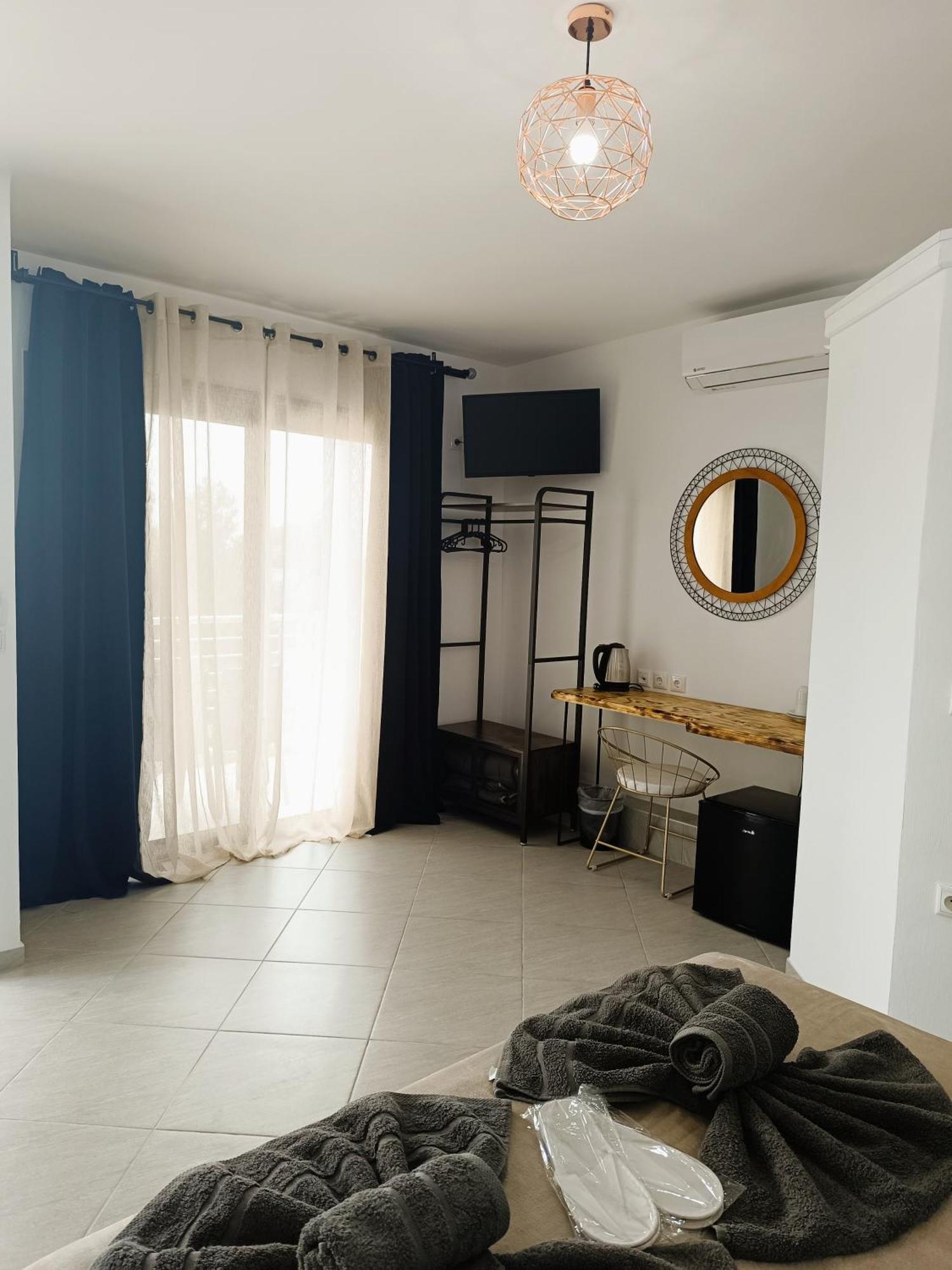 Sun Day Apartments Free Airport Shuttle أرتيميدا المظهر الخارجي الصورة