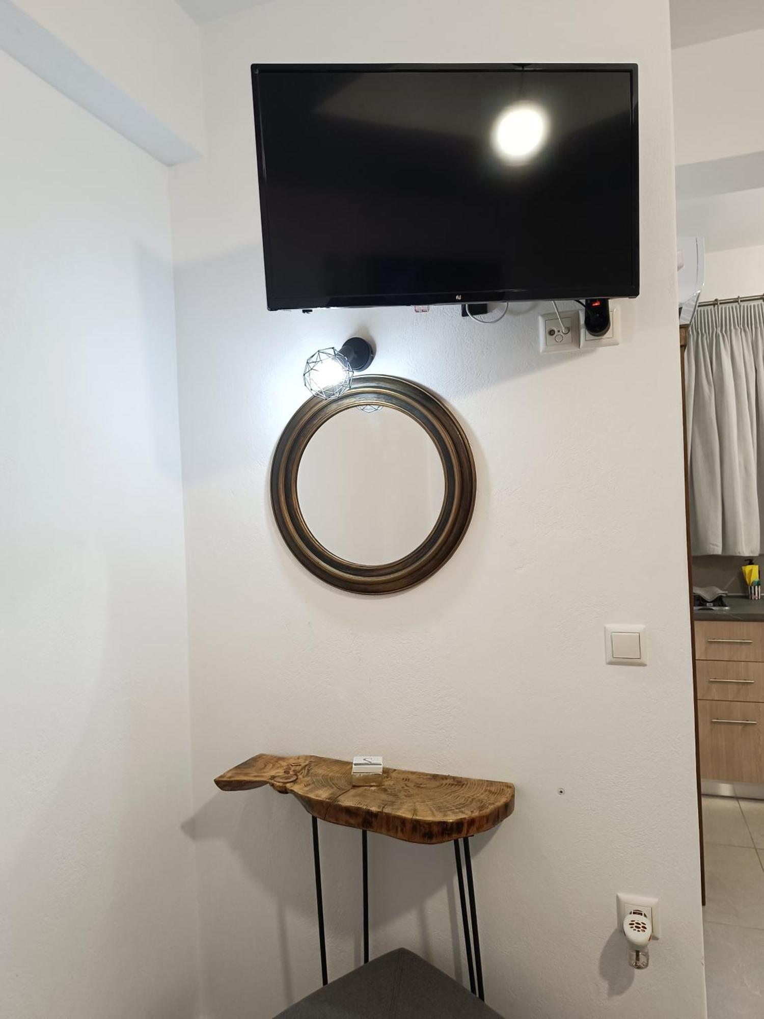 Sun Day Apartments Free Airport Shuttle أرتيميدا المظهر الخارجي الصورة